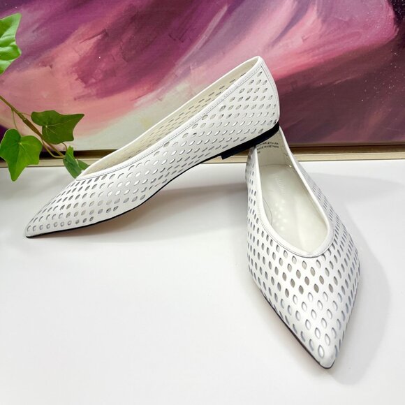 Nordstrom Scarlet Pointed Toe Flat in White Perforated Size 6 - Picture 7 of 14